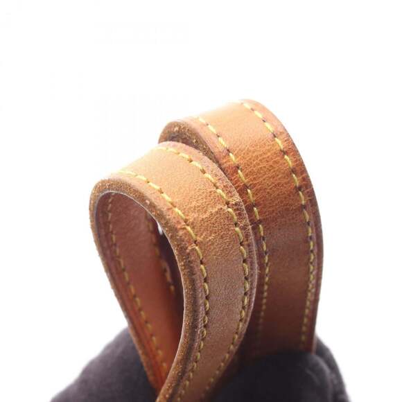 LOUIS VUITTON Brown Monogram Leather Shoulder Bag - Picture 6 of 9